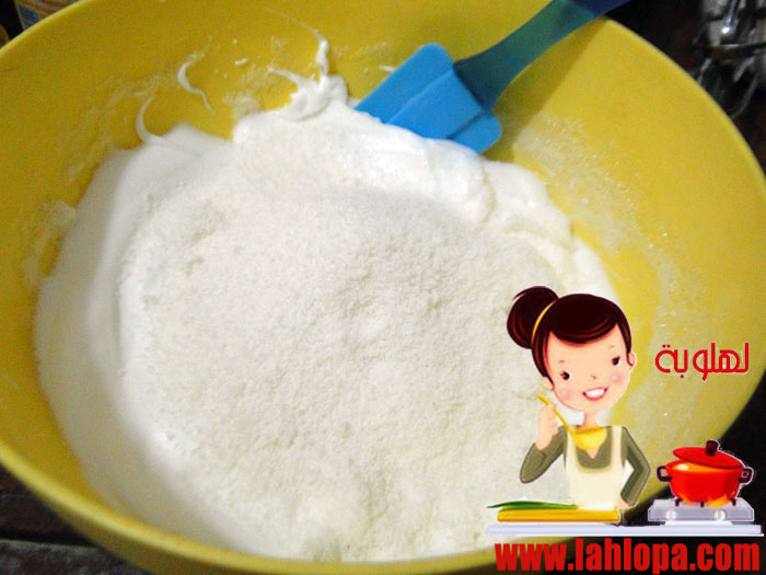 كيكة بالمربى ومارينج بجوزالهند